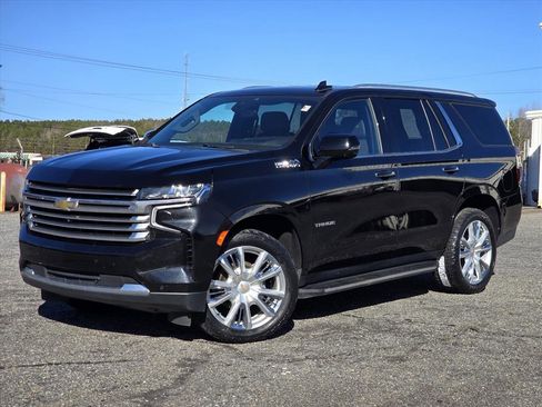 Used 2022 Chevrolet Tahoe High Country image 2