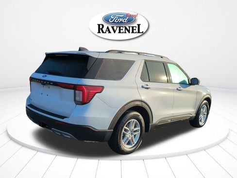 New 2026 Ford Explorer Active w/ Active Comfort Package image 4