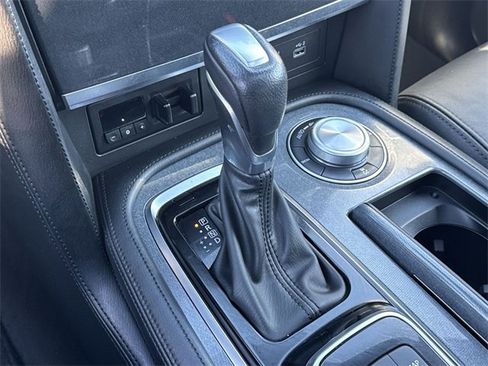 Used 2023 Nissan Armada SL w/ Midnight Edition Package image 14