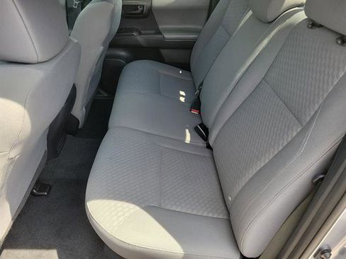 Used 2021 Toyota Tacoma SR AWD/4WD image 7