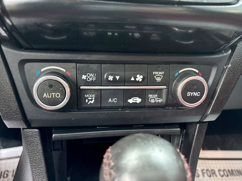 Used 2022 Acura ILX FWD image 17