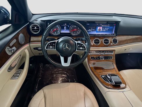 Used 2019 Mercedes-Benz E 300 w/ Premium 1 Package image 17