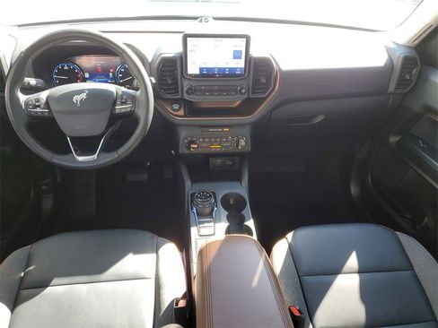 Used 2023 Ford Bronco Sport Outer Banks w/ Tech Package image 16