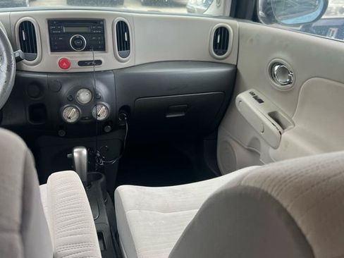 Used 2009 Nissan Cube 1.8 S w/ Interior Designer Pkg FWD image 7