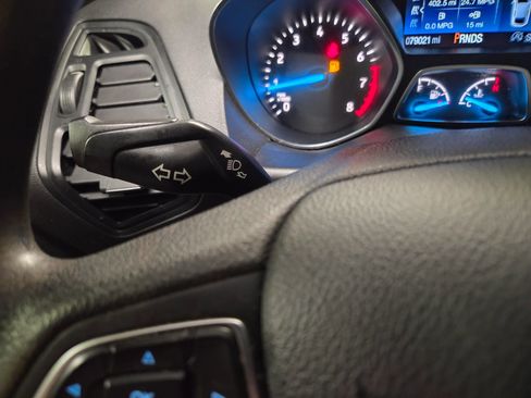 Used 2018 Ford Escape SE FWD image 22