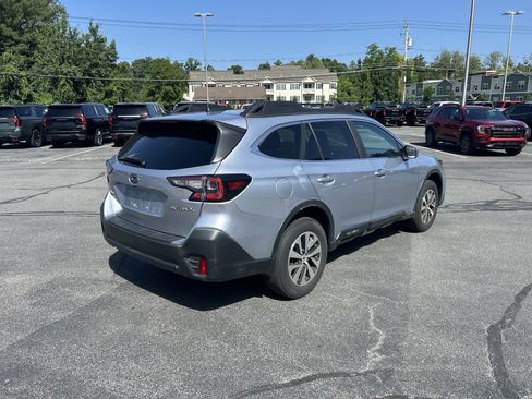 Used 2020 Subaru Outback Premium AWD/4WD image 15