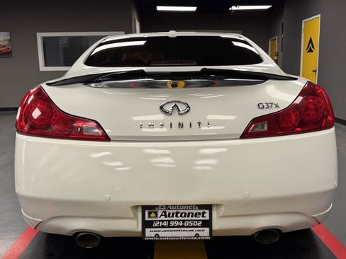 Used 2013 INFINITI G37 x w/ Premium Pkg image 5