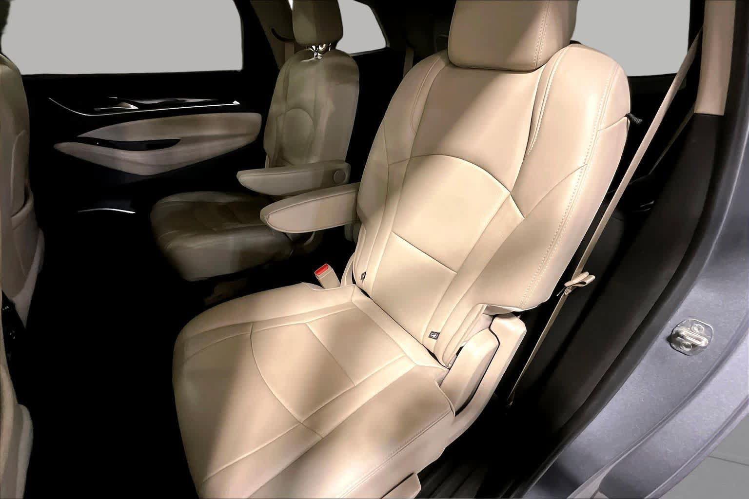 Used 2021 Buick Enclave Essence w/ Sound and Sites Package FWD image 20