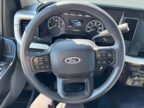 Used 2024 Ford F350 XLT AWD/4WD image 17
