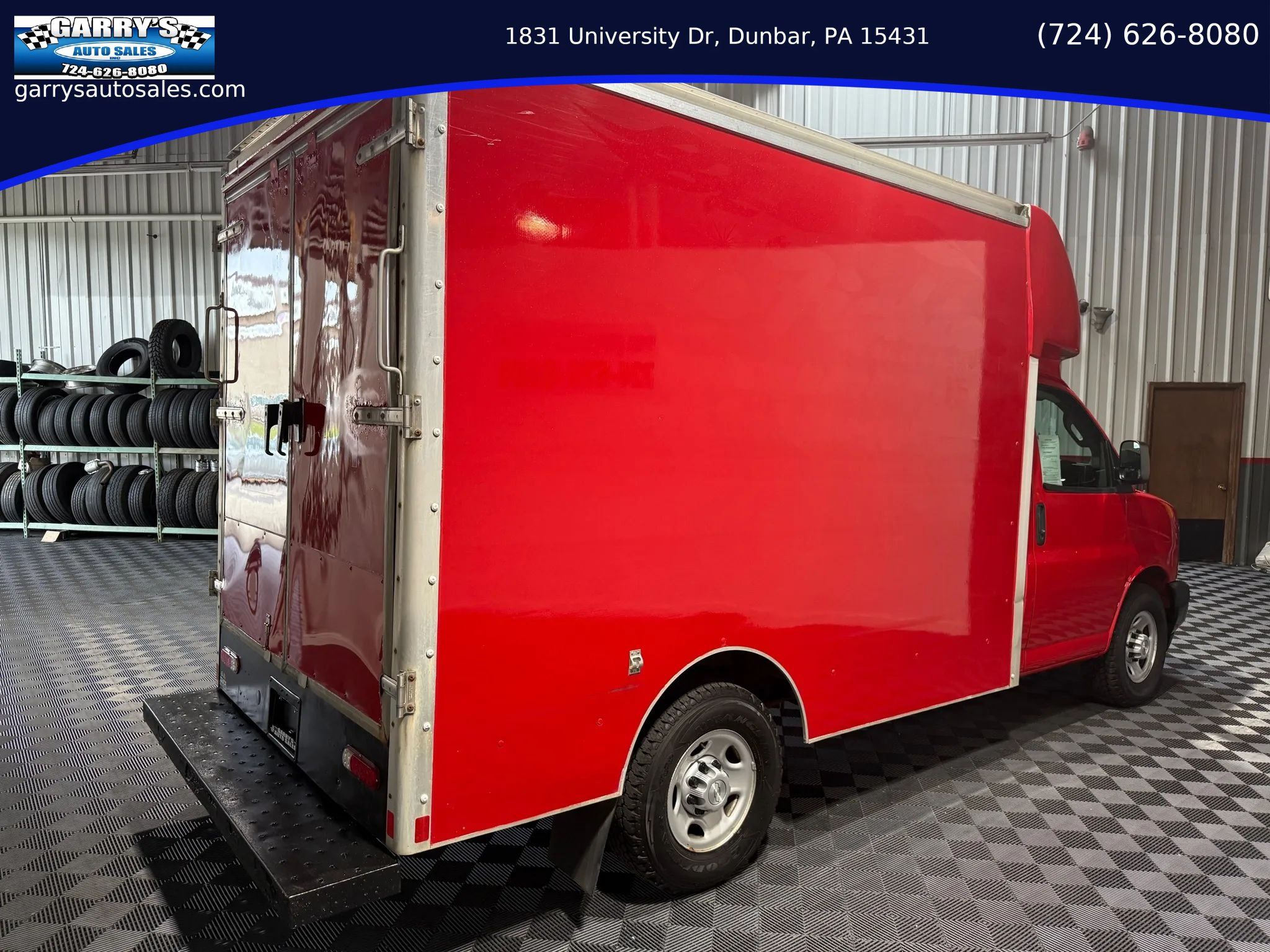 Used 2017 Chevrolet Express 3500 RWD image 5