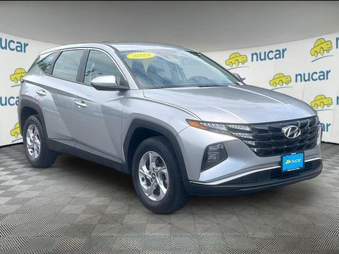 Used 2023 Hyundai Tucson SE AWD/4WD image 1