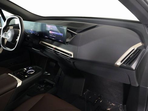Used 2025 BMW iX xDrive50 w/ Premium Package image 9