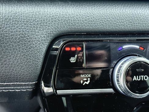 New 2026 Honda Pilot Touring image 15