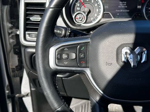 Used 2022 RAM 1500 Laramie AWD/4WD image 13