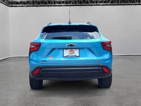 Used 2026 Chevrolet Trax RS w/ Sunroof Package FWD image 6