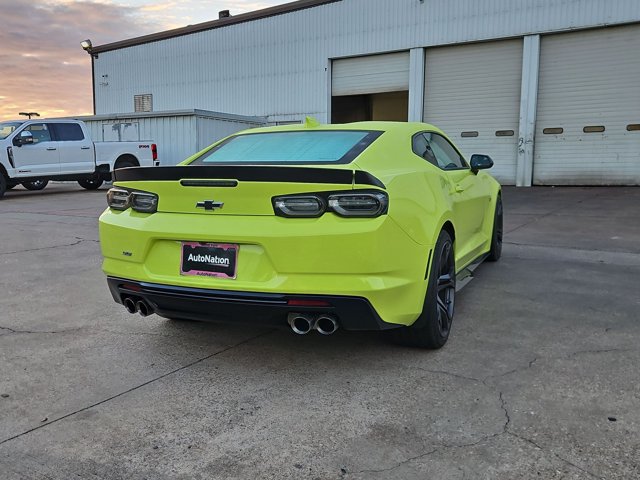 Used 2021 Chevrolet Camaro SS RWD image 5