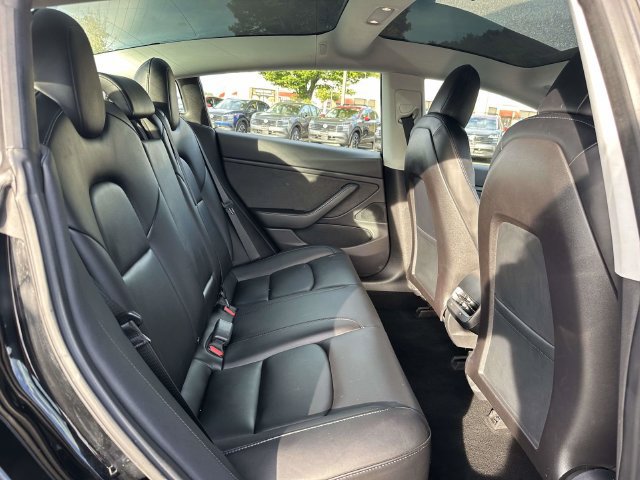 Used 2019 Tesla Model 3 Standard Range Plus RWD image 10