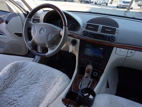 Used 2004 Mercedes-Benz E 500 4MATIC Wagon image 18