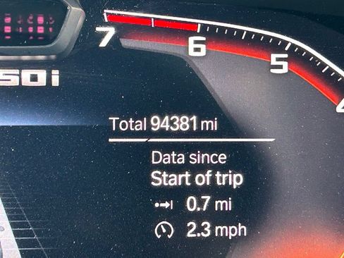 Used 2021 BMW X7 M50i AWD/4WD image 25