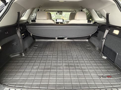 Certified 2022 Lexus RX 350L Luxury w/ Accessory Package (Z1) FWD image 49