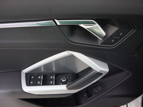 Certified 2023 Audi Q3 2.0T Premium Plus image 23