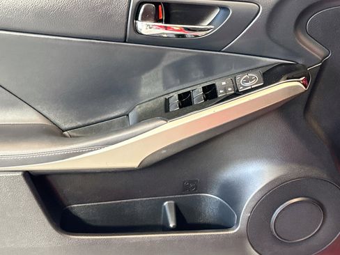 Used 2016 Lexus IS 200t w/ Navigation System Package image 15