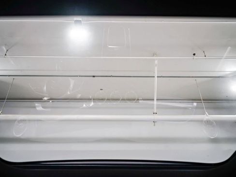 Used 2025 Mercedes-Benz GLB 250 4MATIC image 11