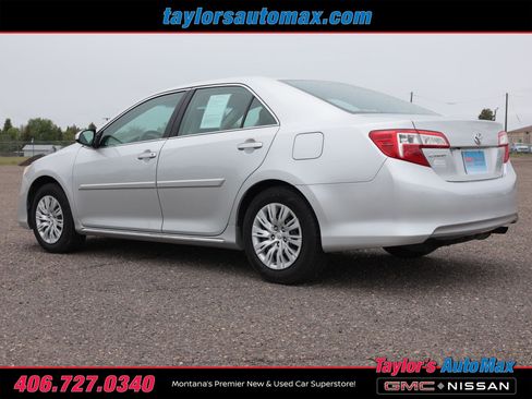 Used 2014 Toyota Camry LE FWD image 28