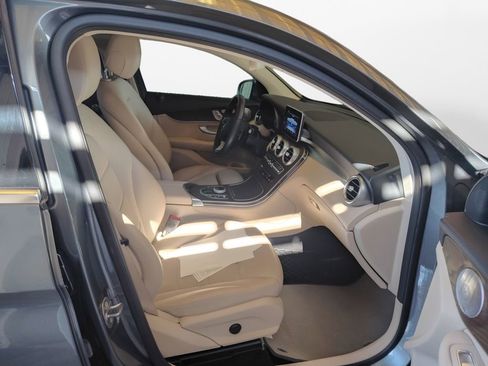 Used 2018 Mercedes-Benz GLC 300 4MATIC Coupe image 23