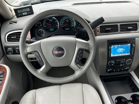 Used 2008 GMC Sierra 3500 SLT w/ Convenience Package image 14