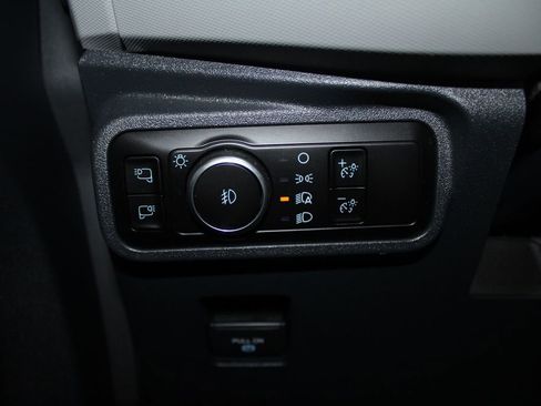 Used 2023 Ford Bronco Badlands image 40