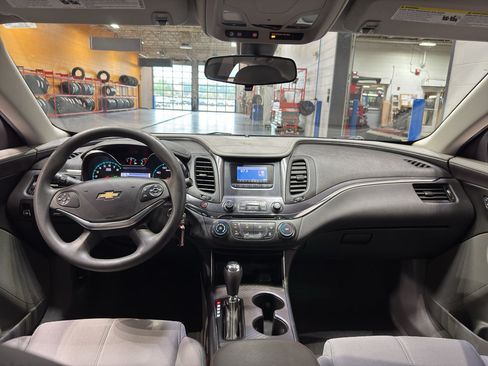 Used 2014 Chevrolet Impala LS w/ LS Convenience Package FWD image 12