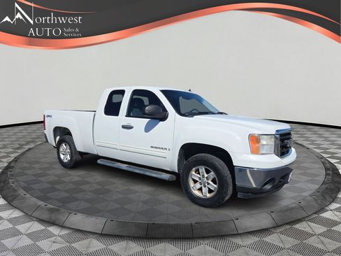Used 2008 GMC Sierra 1500 SLE w/ SLE2 Preferred Package image 3