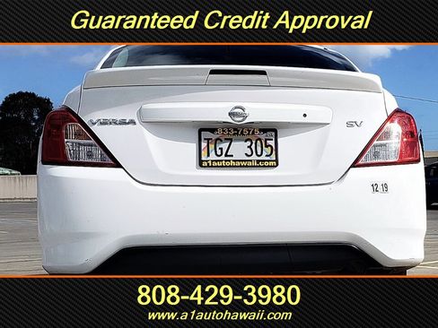 Used 2018 Nissan Versa SV FWD image 8