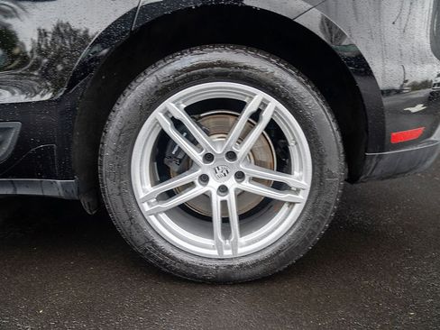 Certified 2026 Porsche Macan AWD/4WD image 24