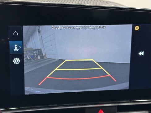 Certified 2023 Hyundai Elantra SEL w/ Convenience Package image 19