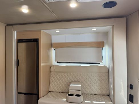Used 2019 Mercedes-Benz Sprinter 170 image 58