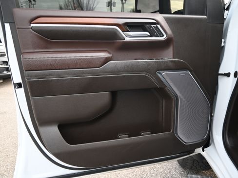 Used 2024 GMC Sierra 2500 Denali w/ Max Trailering Package image 15