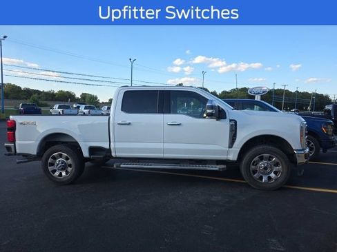 Used 2024 Ford F250 Lariat w/ Chrome Package AWD/4WD image 4
