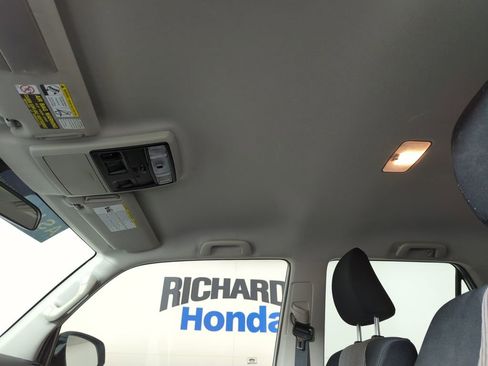 Used 2015 Toyota 4Runner SR5 image 16