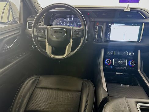 Used 2022 GMC Yukon Denali AWD/4WD image 28