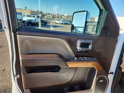 Certified 2015 Chevrolet Silverado 2500 LTZ w/ Duramax Plus Package image 20