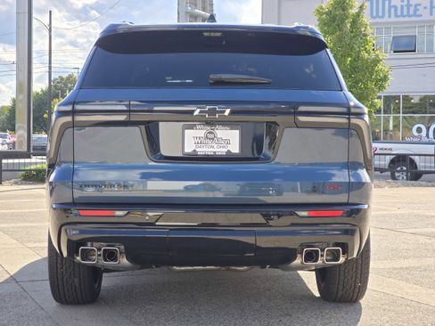 New 2026 Chevrolet Traverse RS w/ LPO, Floor Liner Package FWD image 11