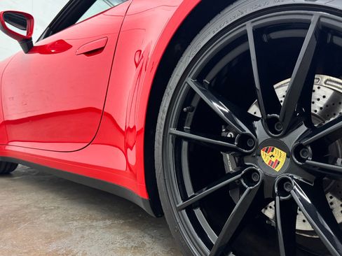 Used 2022 Porsche 911 Carrera image 34