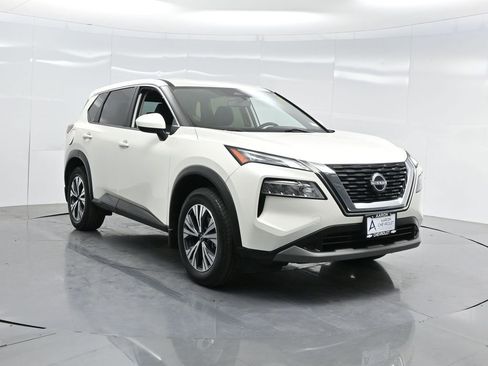 Used 2023 Nissan Rogue SV image 67