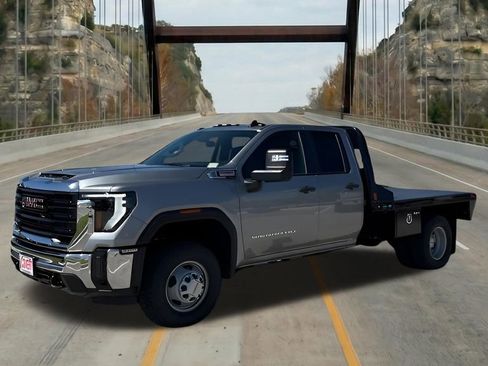 New 2026 GMC Sierra 3500 Pro w/ Convenience Package AWD/4WD image 3