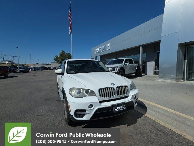 Used 2012 BMW X5 xDrive35d AWD/4WD image 2