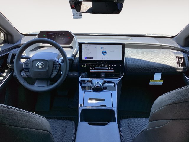Used 2025 Toyota bZ4X FWD w/ Weather Package image 19