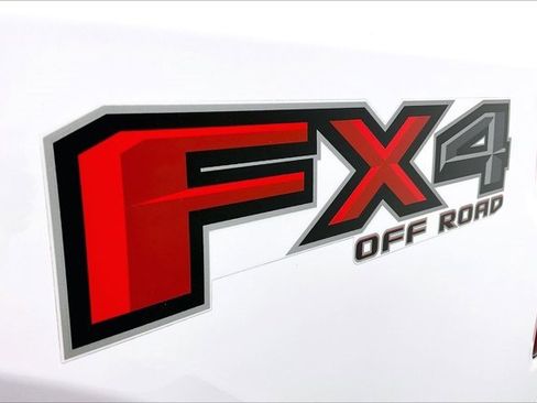 Used 2018 Ford F150 XLT w/ Equipment Group 302A Luxury image 7