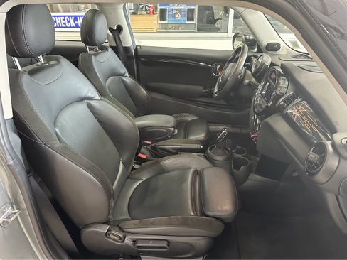 Used 2020 MINI Cooper S image 33